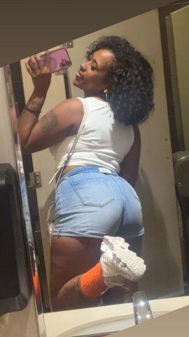 Blasian Beauty Escort — Incalls, Upscale Outcalls, Car Dates - 1