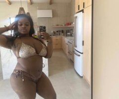 Busty 27 Soft-Curve Escort in San Diego, CA - Image 5
