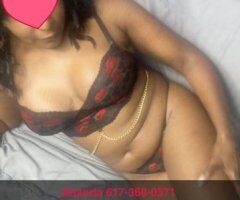 Boston Female Escort — Ananda, outcall & private incall, lingerie modeling - Image 3
