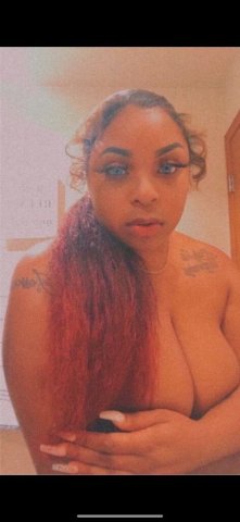 Yakima Fun & Daring Escort — 4'11 Mocha Caramel Look - 1