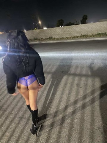 Malayah — Young Petite Female Escort (In-Calls & Out-Calls) in Sacramento - 1