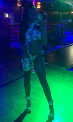 Jackson Female Escort — Quick Fun/Session Rates - 1