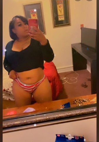 Cleveland Female Escort — Incall, outcall Uber, and massage - 1