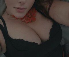 Alyx Ivy — Raven-haired young escort in Desert Hot Springs - Image 2