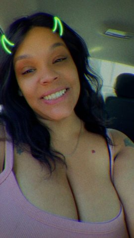 North Bay Female Escort — Incall sessions & FaceTime shows - 1
