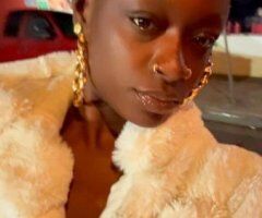 San Gabriel Valley Female Escort — iPhone Only Meetups & Outcall - Image 3