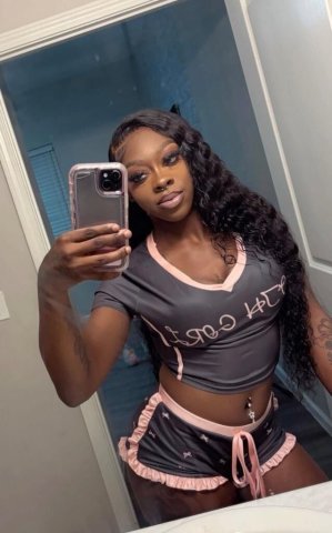 Lola the Lover — shots, partying, and a good time (20) - 1