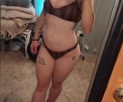 Nashville escorts - Nashville Incall Fun-Sized Female Escort (Bed Visits)