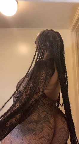 Charlottesville, VA Bombshell Escort — Water Park Vibes & Content/Facetime - 1