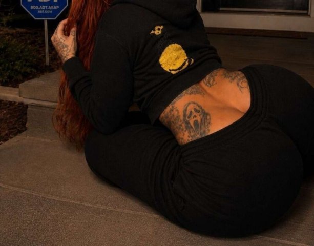 Wilmington Female Escort — OnlyFans + video and photo links - 1