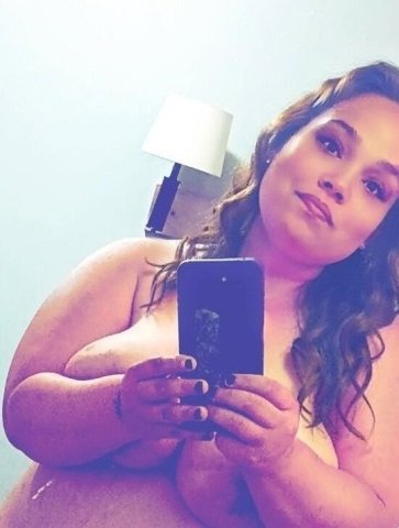 Kansas City MO Female Escort — confession-style chatting tonight - 1