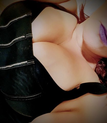 Nevaeh Hines — Curvy Sexy Ms. (36) — Female Escort - 1