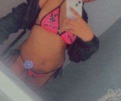 Palmdale/Lancaster escorts - Petite Female Escort (Carplay) — Lancaster/Palmdale CA