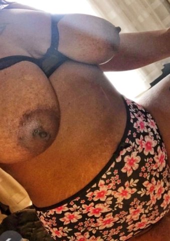 Bronx Female Escort — discreet incalls - 1