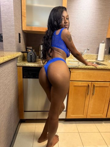 Tacoma Cashmere Babe for Dinner Dates, Business Trips (Incalls & Outcalls) - 1