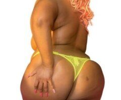 Tacoma Female Escort — In-call & car date - Image 3