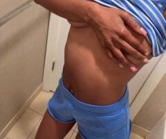Roswell / Carlsbad escorts - Roswell/Carlsbad NM Female Escort — 100% naked raw uncut pics & sex videos
