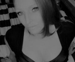 Reno Nevada Female Escort — Older, well-groomed gentlemen (serious inquiries) - Image 7