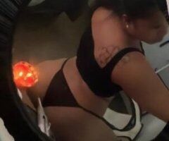 San Francisco escorts - Mixed Filipina In-Call in South San Francisco — Private Car Dates
