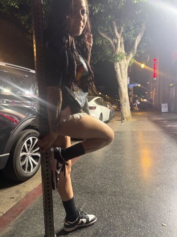 Fresno, CA Female Escort — Erotic massage & private incall/outcall dates - 1