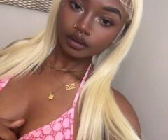 Milwaukee escorts - Star — Slim & Cute Milwaukee Outcall Escorts (Verified)