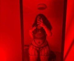Milwaukee escorts - Milwaukee Mature MILF VIP Escort — Honey (Discreet Adult Fun)
