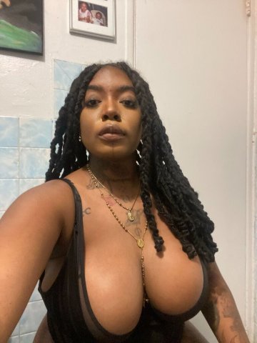 Logan Thick & Curvy Independent Female Escort (Uptown Baddie) — Full Service, BJ, FT Shows, Nuru w/ Happy Ending - 1