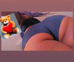 Green eyes, thick thighs — 23 - Image 2