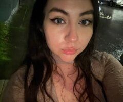 Orange County escorts - Latina with Sexy Legs — GFE Outcalls Only (Real Pics)