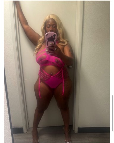 Mobile Female Escort — FaceTime/Snapchat verification, oral focus, no anal - 1