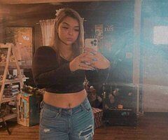 Jacksonville escorts - Jacksonville FL Female Escort — confident, playful conversation with teasing chemistry