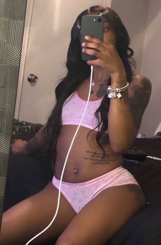 Dallas TX Female Escort — Outcalls & Incalls (Discreet, Drama-Free) - 1