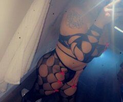 Washington D.C. escorts - Washington D.C. Curvy Female Escort — In-Call & Out-Call Tease