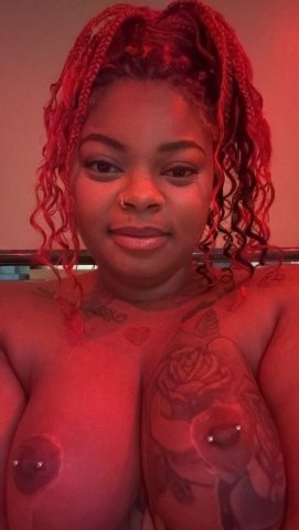 Sexy Babe Queen (27) — Memphis Female Escort (Incall/Outcall) - 1