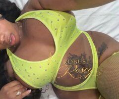 Curvy ebony escort — discreet hygiene, independent no-dreams vibe, clean room - Image 9