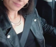 Indianapolis Female Escort — Throat Goat - Image 6