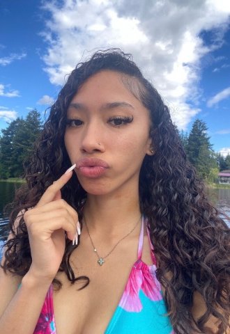 Petite BLASIAN/Lightskin Escort in Tacoma, WA — In-Car Fun & Special Requests - 1