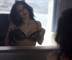 Boston Special: Sexy Siciliana Female Escort — 1–2 Hour Appointments & Weekend Packages - Image 3