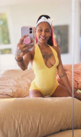 San Antonio Female Escort — Outcalls & car fun only - 1