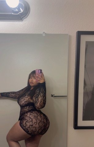 Sasha (25) — Portland Outcall Specials & Fetish-Friendly FaceTime - 1