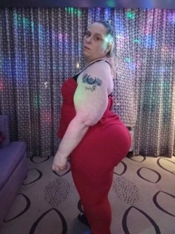 Baltimore Female Escort — full service (incall/outcall), GFE & video sex chat - 1