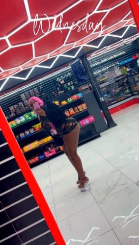 Sacramento CA Escort with Soft Body, Wet Pussy, Throat Goat - 1