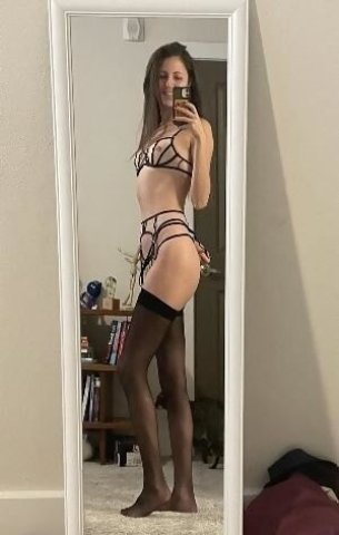 Minneapolis/St. Paul Independent Female Escort — Bare Anal & Dirty Talk, Incall/Outcall - 1