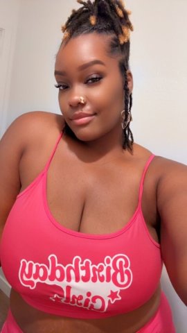 Curvy Escape in Phoenix — Voluptuous Escort - 1