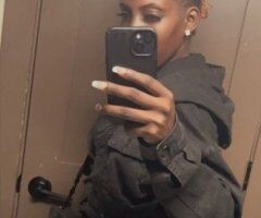 Curvy Female Escort in Green Bay — oral & back shots, no bare services - Image 4