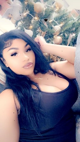 ♀ Bakersfield Outcall — 21 (Text Preferred) - 1