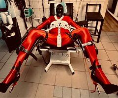Visiting San Francisco: Mistress Lilly Peggz BDSM & Fetish Sessions - Image 7
