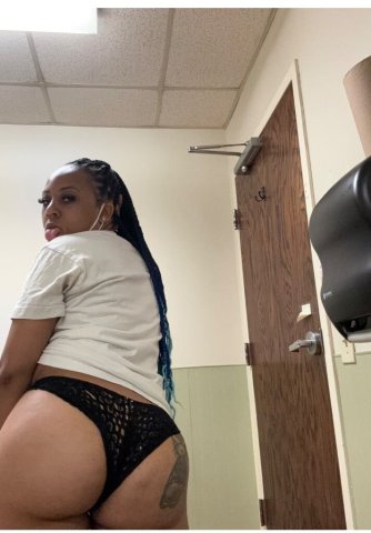 Queens Female Escort — outcalls, wet & tight sessions, and fetishes - 1