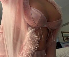 Cleveland Incall/Outcall Female Escort — GFE & Car Date - Image 4