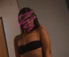 Portland, Oregon Fourth Deals — Conversation-First Escort - Image 2